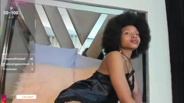 Image 2 of sara_williams01 Stream on Chaturbate on 1 month ago