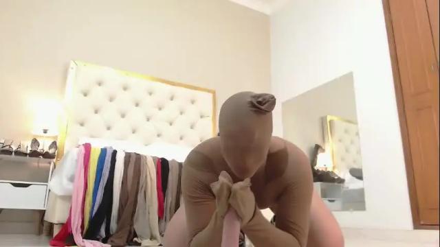 Image 3 of saraa_cute1 Stream on Chaturbate on 1 month ago