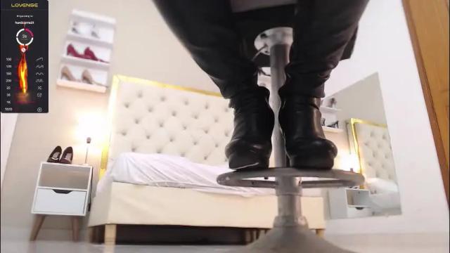 Image 10 of saraa_cute1 Stream on Chaturbate on 1 month ago