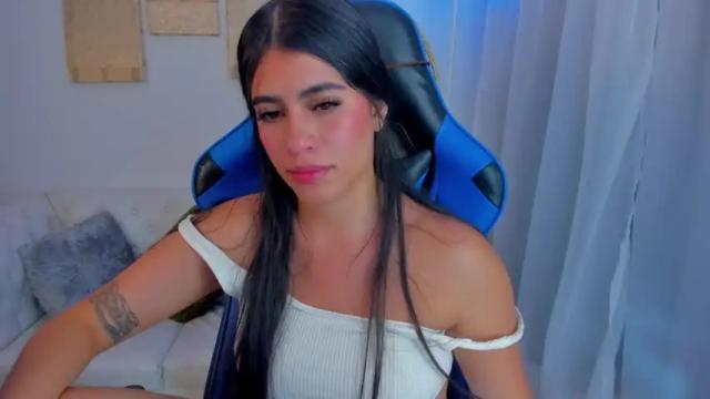 Thumbnail 1, saraa_evans_'s Stream at Chaturbate, 17 months ago