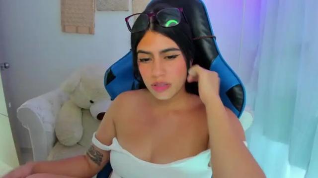 Image 11 of saraa_evans_ Stream on Chaturbate on 16 months ago