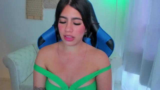 Image 12 of saraa_evans_ Stream on Chaturbate on 16 months ago