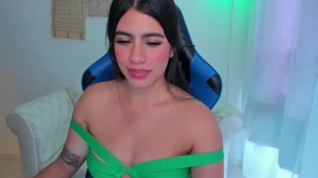 Image 8 of saraa_evans_ Stream on Chaturbate on 16 months ago