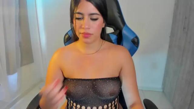 Image 7 of saraa_evans_ Stream on Chaturbate on 14 months ago