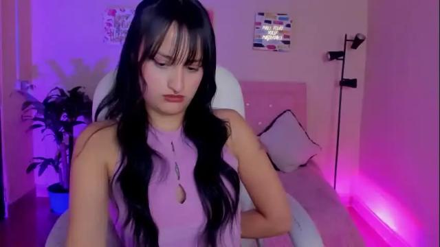 Image 3 of saraa_ramirez Stream on Chaturbate on 1 month ago