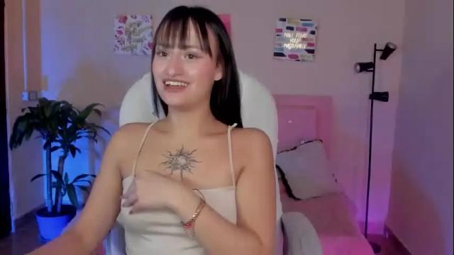 Image 4 of saraa_ramirez Stream on Chaturbate on 1 month ago