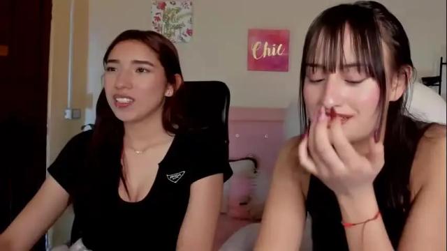 Image 12 of saraa_ramirez Stream on Chaturbate on 23 days ago