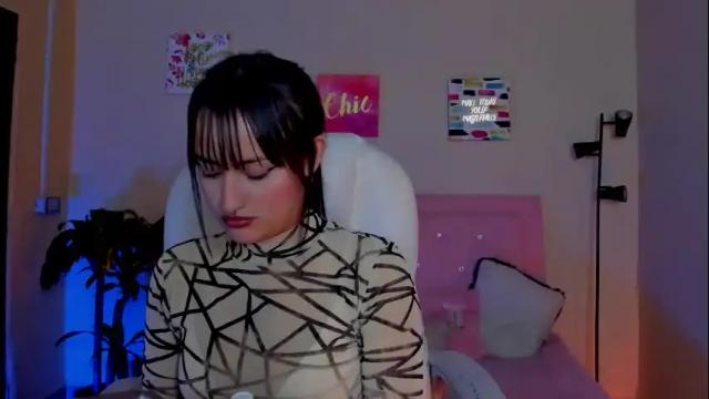Image 3 of saraa_ramirez Stream on Chaturbate on 12 days ago