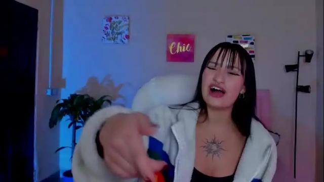 Image 12 of saraa_ramirez Stream on Chaturbate on 11 days ago