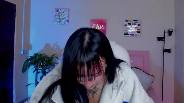 Image 2 of saraa_ramirez Stream on Chaturbate on 11 days ago