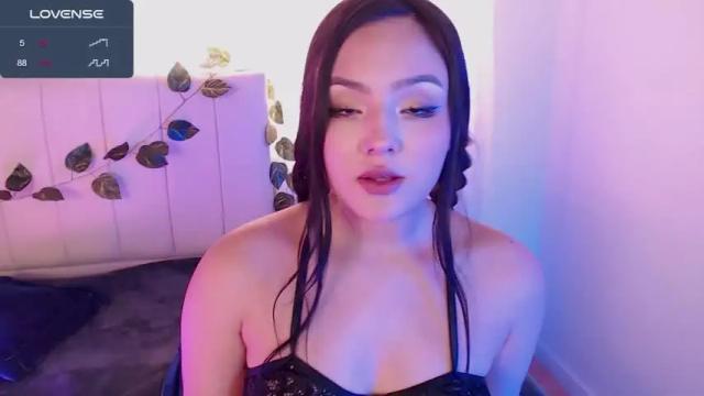 Image 2 of saraa_swett Stream on Chaturbate on 13 months ago