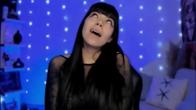 Image 8 of saraadesire Stream on Chaturbate on 7 days ago