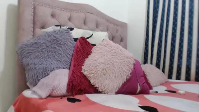 Image 12 of saraadollxx Stream on Chaturbate on 1 month ago