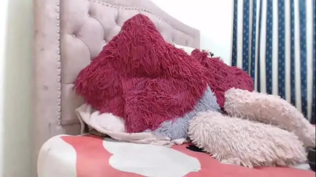 Image 3 of saraadollxx Stream on Chaturbate on 1 month ago