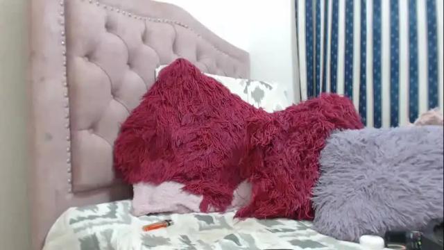 Image 2 of saraadollxx Stream on Chaturbate on 13 days ago