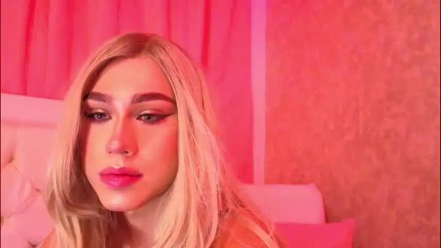 Thumbnail 1, saraah_queen's Stream at Chaturbate, 1 month ago