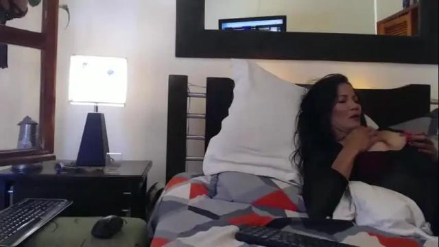 Image 7 of saraandjuanxxx Stream on Chaturbate on 2 months ago