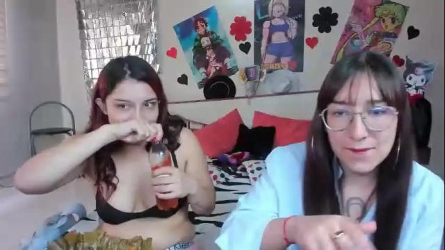 Image 7 of saraandmarilyn Stream on Chaturbate on 2 days ago
