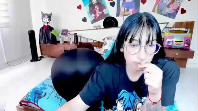 Image 10 of saraandmarilyn Stream on Chaturbate on 1 month ago