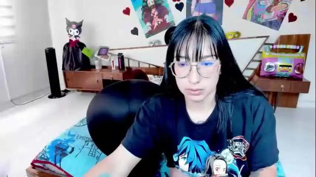 Image 12 of saraandmarilyn Stream on Chaturbate on 1 month ago