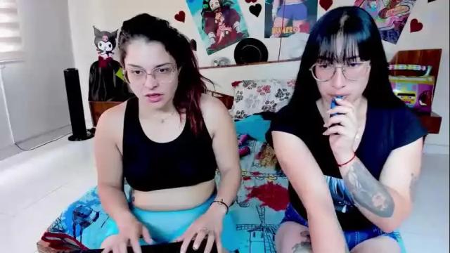 Thumbnail 1, saraandmarilyn's Stream at Chaturbate, 1 month ago