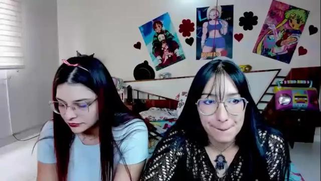 Image 3 of saraandmarilyn Stream on Chaturbate on 1 month ago