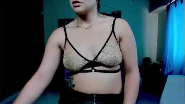 Image 2 of saraandmarilyn Stream on Chaturbate on 27 days ago