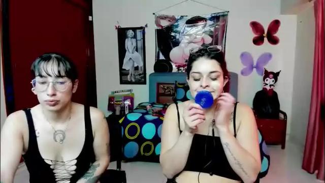 Image 8 of saraandmarilyn Stream on Chaturbate on 2 months ago