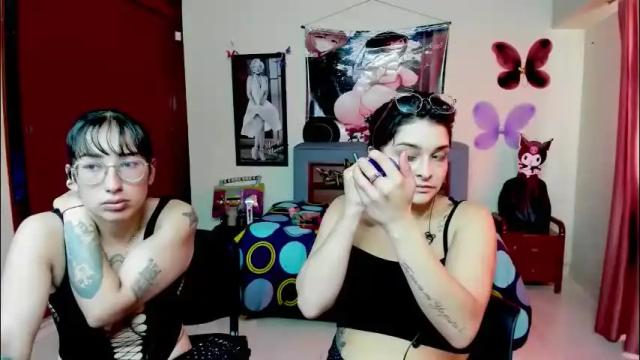 Thumbnail 3, saraandmarilyn's Stream at Chaturbate, 1 month ago