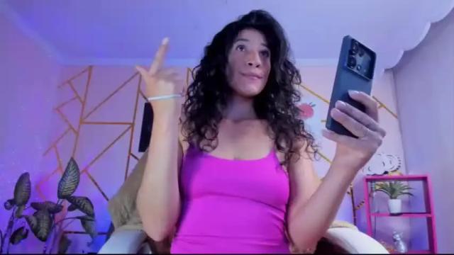 Thumbnail 3, saraandsofi02's Stream at Chaturbate, 19 months ago