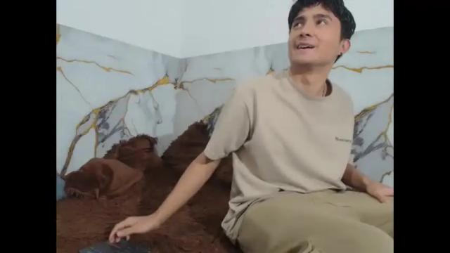 Image 4 of saraandthomas Stream on Chaturbate on 1 month ago