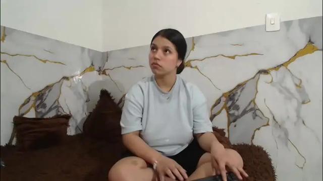 Image 6 of saraandthomas Stream on Chaturbate on 1 month ago