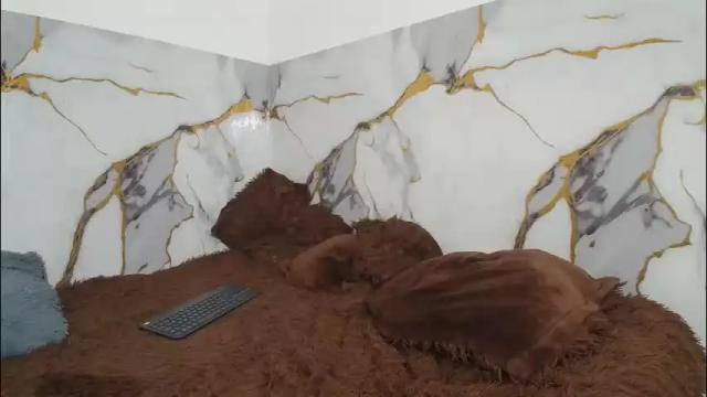 Image 4 of saraandthomas Stream on Chaturbate on 1 month ago