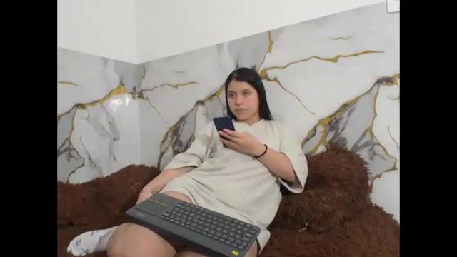 Thumbnail 2, saraandthomas's Stream at Chaturbate, 17 days ago