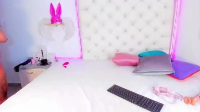 Image 10 of saraapril_1 Stream on Chaturbate on 1 month ago
