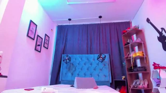 Image 6 of saraavans Stream on Chaturbate on 14 months ago