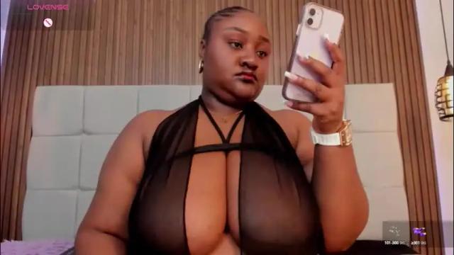 Image 3 of saraby_blandon Stream on Chaturbate on 14 days ago