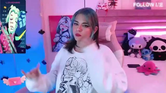 Image 10 of saraclover_ Stream on Chaturbate on 15 months ago
