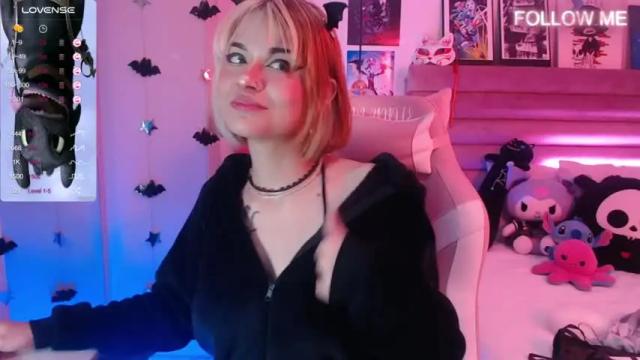 Thumbnail 1, saraclover_'s Stream at Chaturbate, 13 months ago