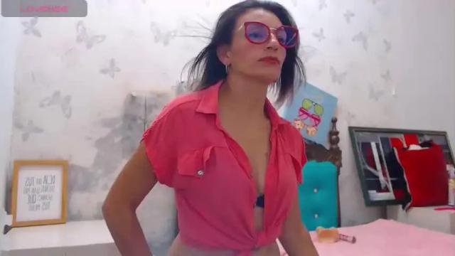 Thumbnail 3, saradaniiela's Stream at Chaturbate, 15 months ago