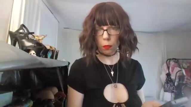Image 10 of saradesirexo Stream on Chaturbate on 15 months ago