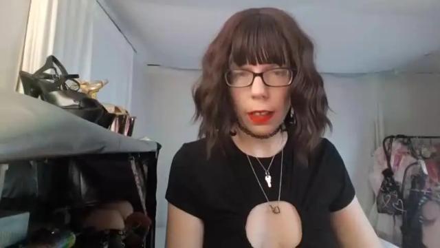 Thumbnail 3, saradesirexo's Stream at Chaturbate, 15 months ago