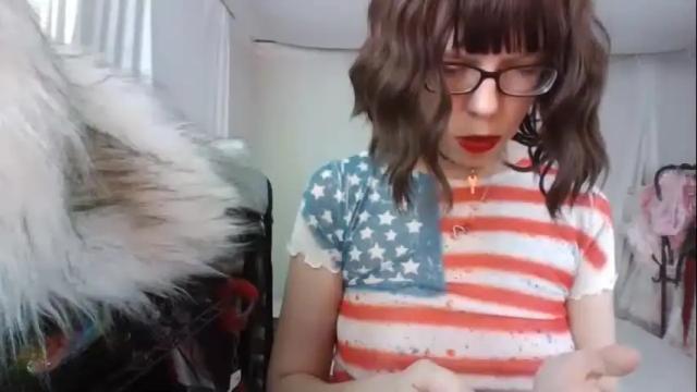 Thumbnail 3, saradesirexo's Stream at Chaturbate, 14 months ago