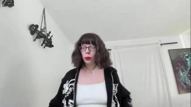 Image 3 of saradesirexo Stream on Chaturbate on 2 months ago