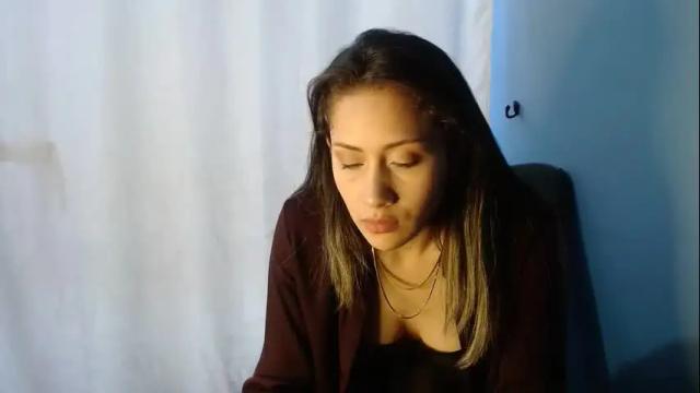 Image 10 of saraexpirience Stream on Chaturbate on 13 months ago