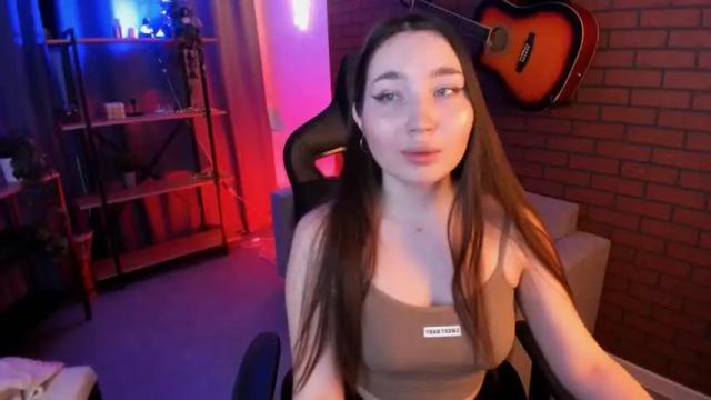 Image 10 of sarafreedman Stream on Chaturbate on 14 months ago