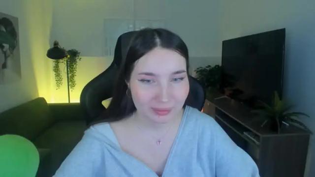 Image 11 of sarafreedman Stream on Chaturbate on 13 months ago