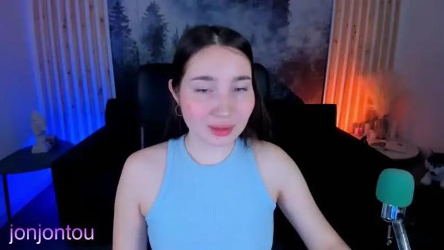 Image 6 of sarafreedman Stream on Chaturbate on 13 months ago