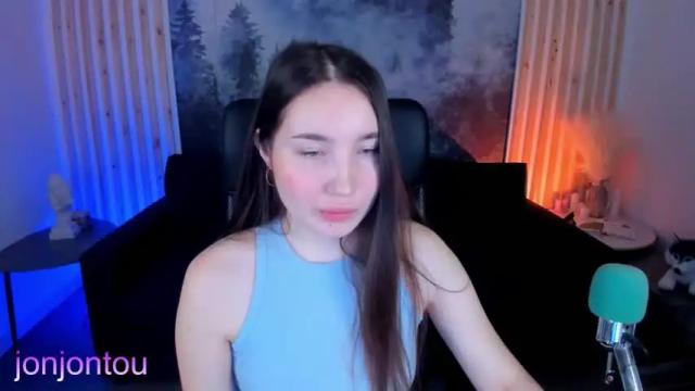 Image 8 of sarafreedman Stream on Chaturbate on 13 months ago