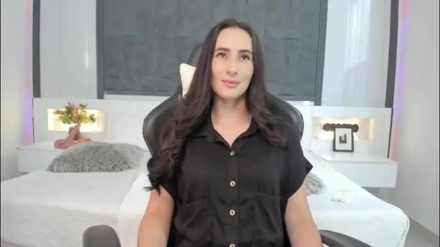 Image 12 of saragomez_1 Stream on Chaturbate on 2 months ago